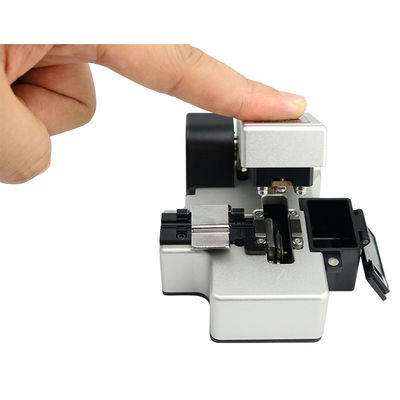 FCL-10S Precision True One-step Single and Ribbon Fiber Cleaver